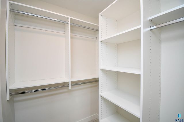 1504 W Bennett Dr Drive, Brandon, SD 57005