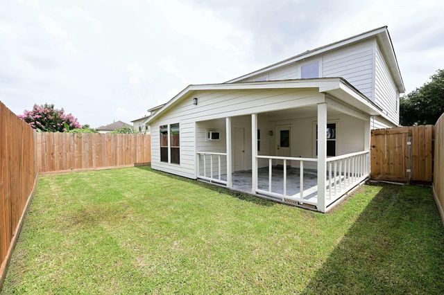 2810 Packard Elm Street, Houston, TX 77038