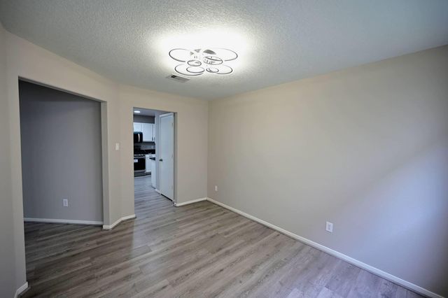 2810 Packard Elm Street, Houston, TX 77038