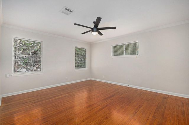 12847 Memorial Drive, Houston, TX 77024