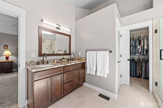 15310 163rd Court SE, Renton, WA 98058
