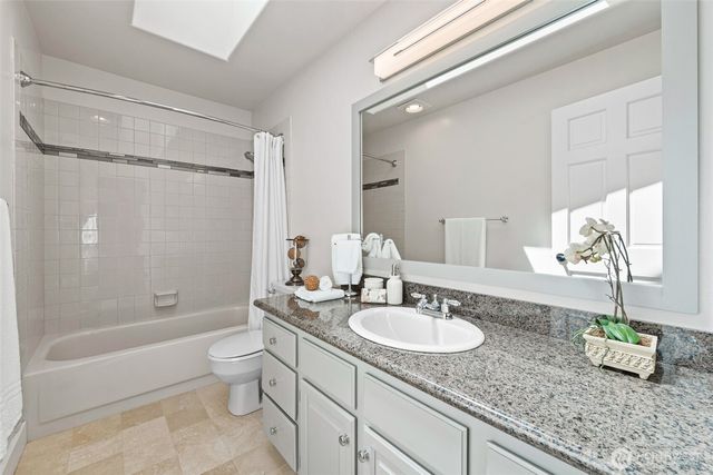 15310 163rd Court SE, Renton, WA 98058