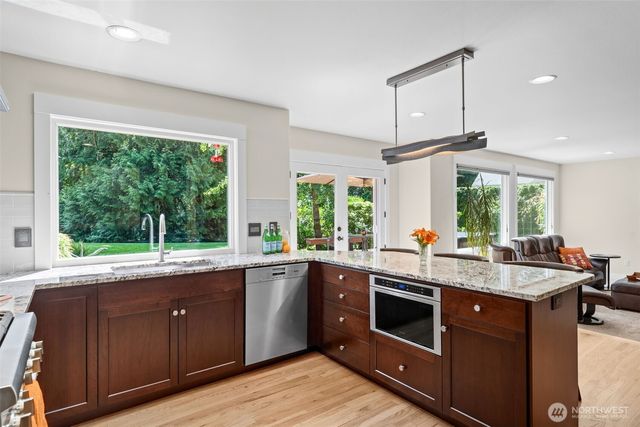 15310 163rd Court SE, Renton, WA 98058