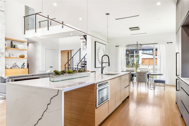 9943 Coppedge Lane, Dallas, TX 75220