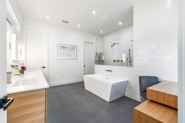 9943 Coppedge Lane, Dallas, TX 75220