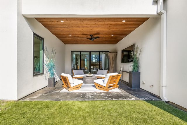 9943 Coppedge Lane, Dallas, TX 75220