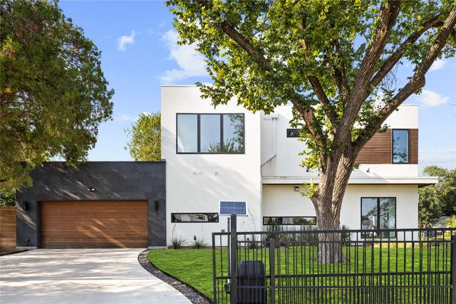 9943 Coppedge Lane, Dallas, TX 75220