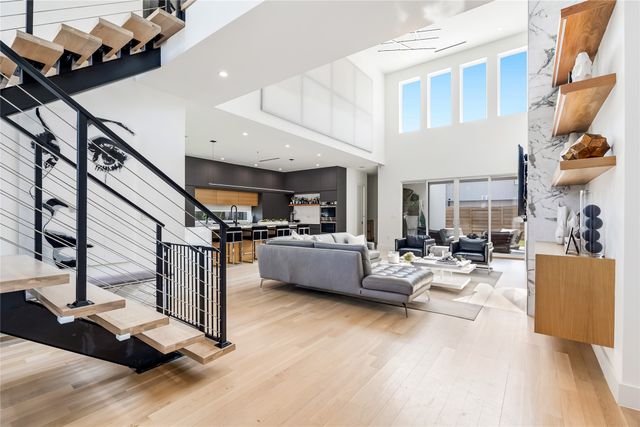 9943 Coppedge Lane, Dallas, TX 75220