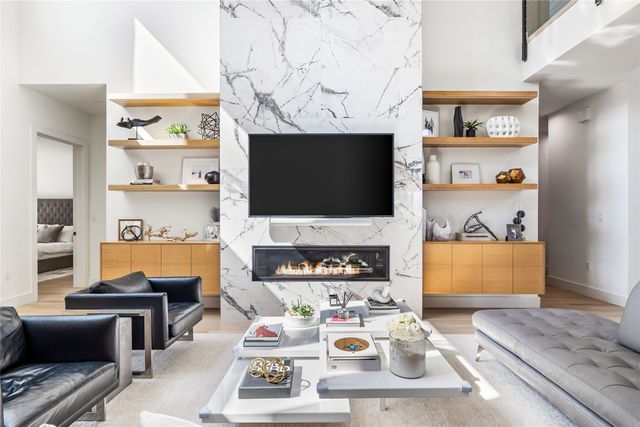 9943 Coppedge Lane, Dallas, TX 75220