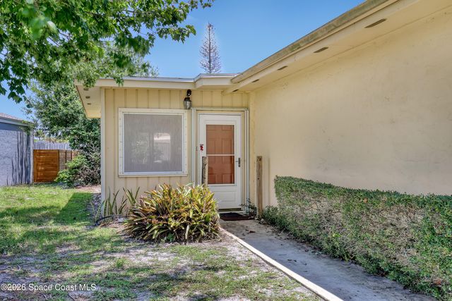 153 Woodside Drive, Melbourne, FL 32940