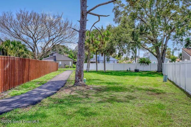 153 Woodside Drive, Melbourne, FL 32940