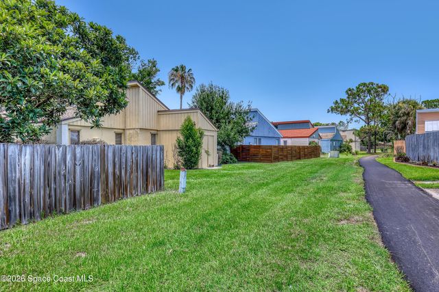 153 Woodside Drive, Melbourne, FL 32940