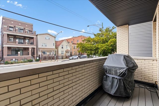 3033 N Clybourn Avenue 1, Chicago, IL 60618