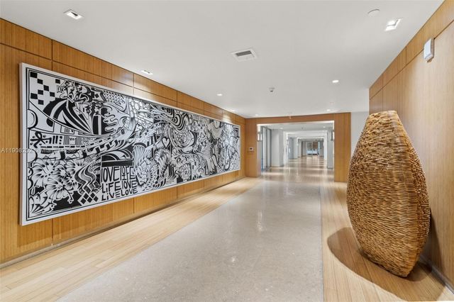 900 Biscayne Blvd PH6201, Miami, FL 33132