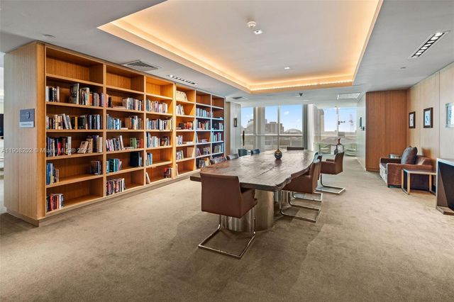 900 Biscayne Blvd PH6201, Miami, FL 33132