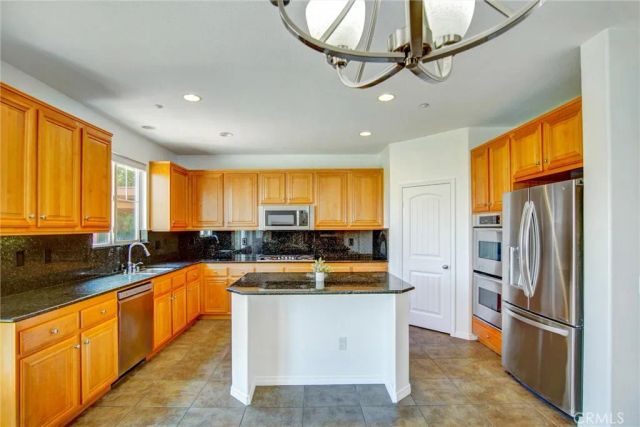 9350 Dauchy, Riverside, CA 92508