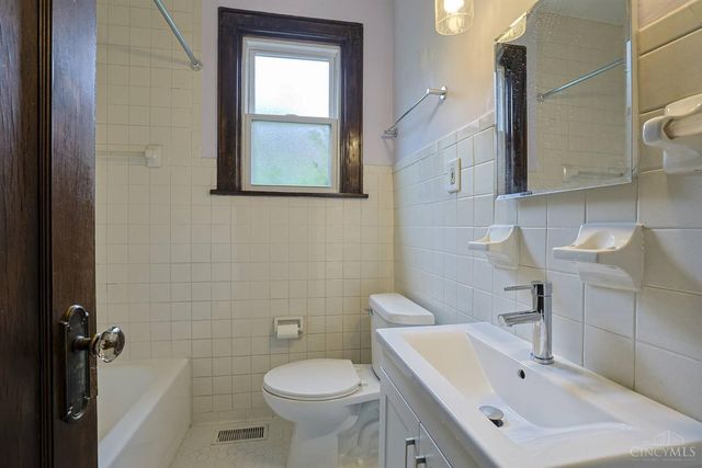 1268 Delta Avenue, Cincinnati, OH 45208