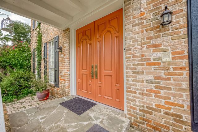 1407 Ella Circle, Houston, TX 77090