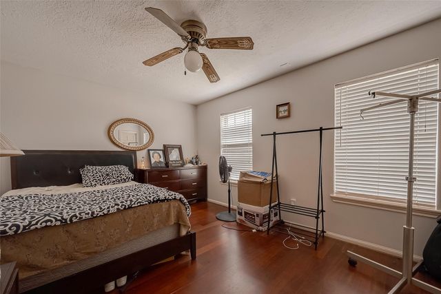 1407 Ella Circle, Houston, TX 77090