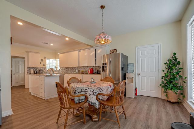 1407 Ella Circle, Houston, TX 77090