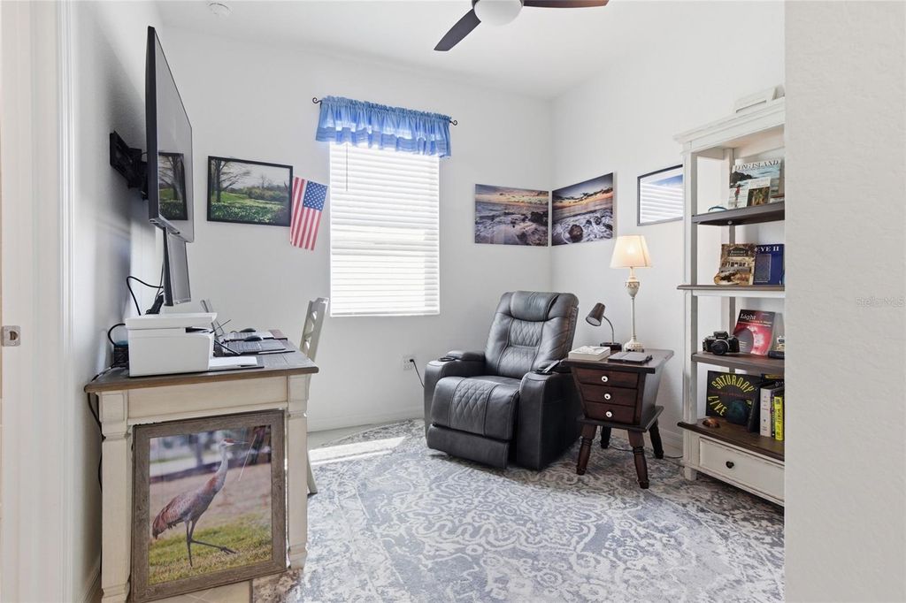 Image 15 of property listing at 19060 CABERNET COURT, Venice, FL 34293