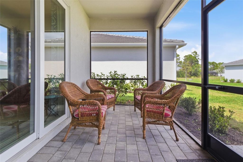 Image 33 of property listing at 19060 CABERNET COURT, Venice, FL 34293