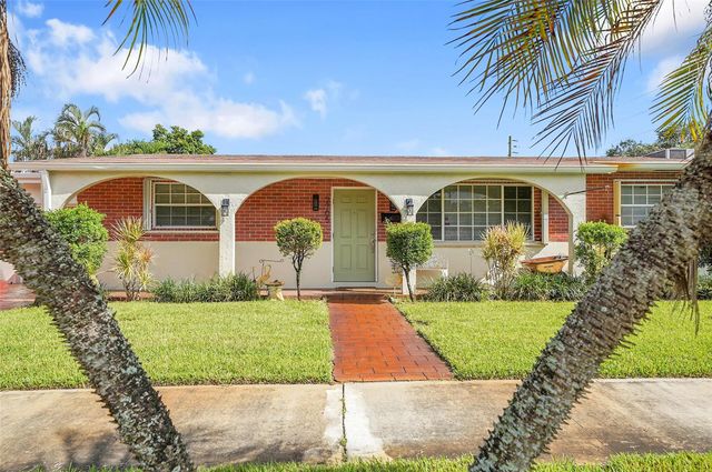 2705 ROOSEVELT Street, Hollywood, FL 33020