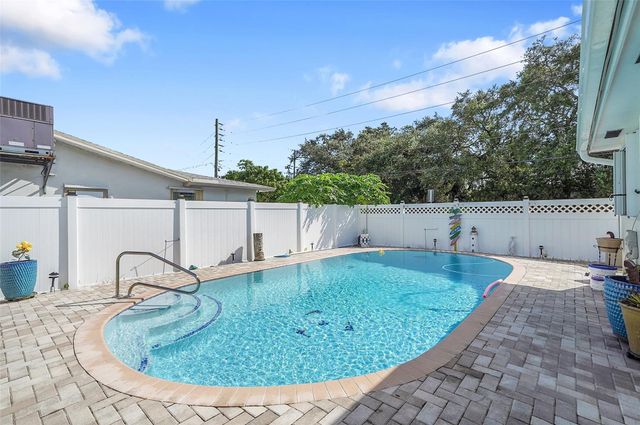 2705 ROOSEVELT Street, Hollywood, FL 33020