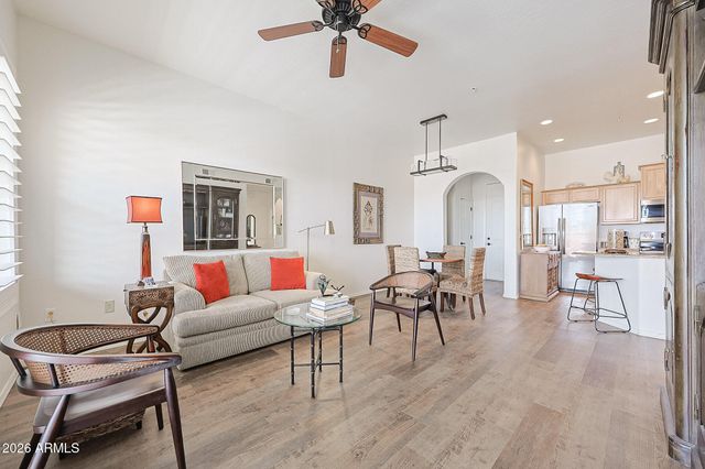 14575 W MOUNTAIN VIEW Boulevard 10313, Surprise, AZ 85374