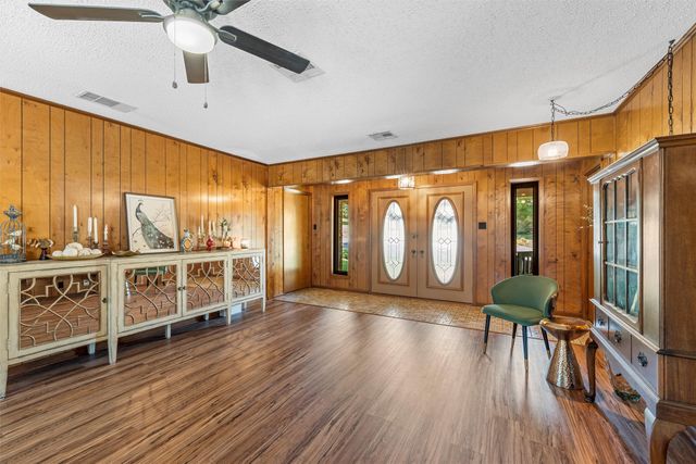 2402 White Street, Clifton, TX 76634