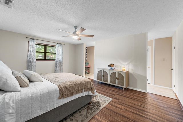 2402 White Street, Clifton, TX 76634