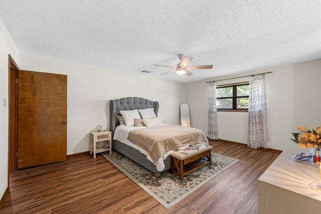 2402 White Street, Clifton, TX 76634