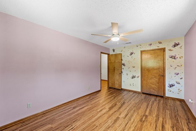 2402 White Street, Clifton, TX 76634
