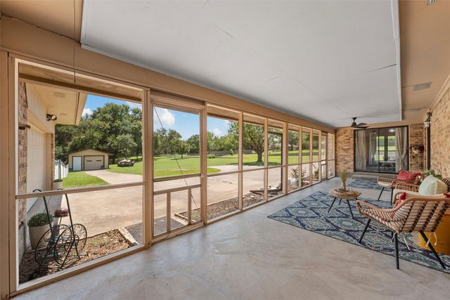 2402 White Street, Clifton, TX 76634