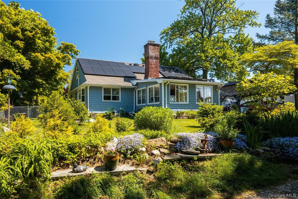 195 Sound Beach Boulevard, Sound Beach, NY 11789
