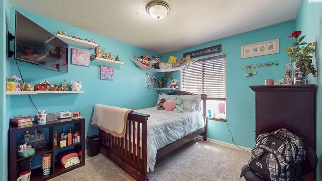 4010 S Palouse Street, Kennewick, WA 99337