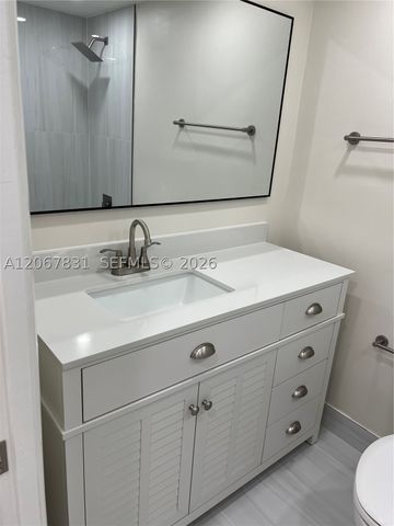 5900 NW 44th St 405, Lauderhill, FL 33319