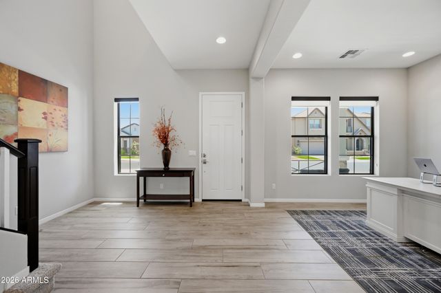 2296 E CANARY Drive, Gilbert, AZ 85297