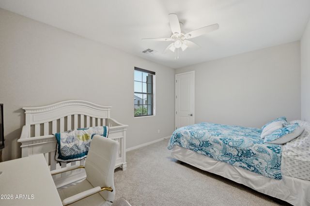 2296 E CANARY Drive, Gilbert, AZ 85297