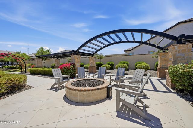 2296 E CANARY Drive, Gilbert, AZ 85297