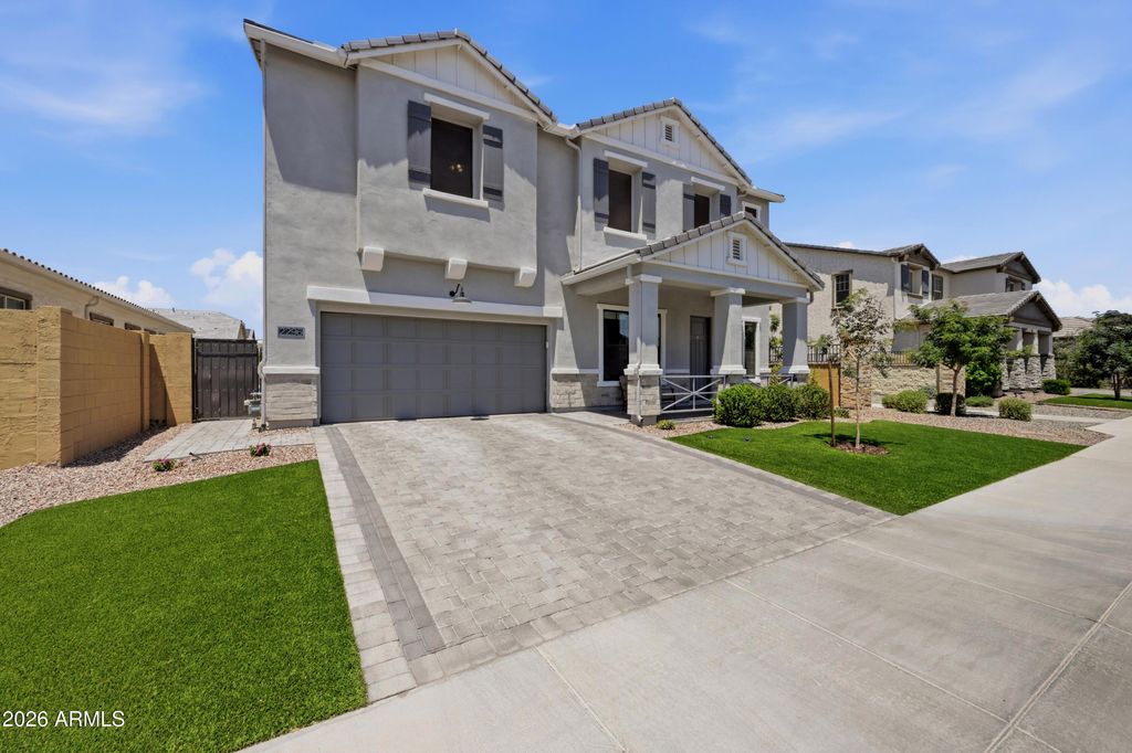 2296 E CANARY Drive, Gilbert, AZ 85297 — photo 3