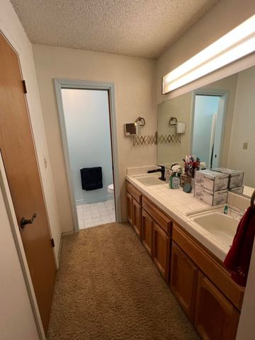 32644 Quail Lane, Yokuts Valley, CA 93675