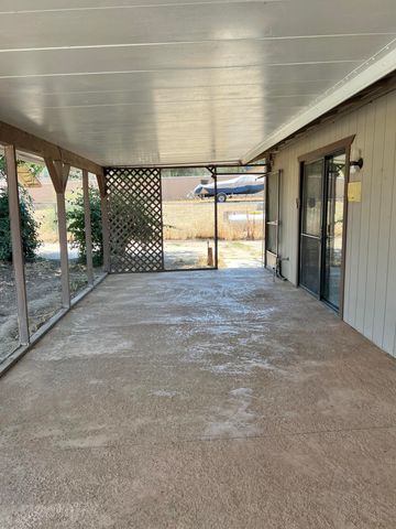 32644 Quail Lane, Yokuts Valley, CA 93675