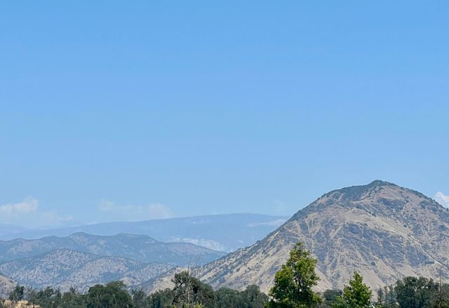 32644 Quail Lane, Yokuts Valley, CA 93675