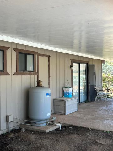 32644 Quail Lane, Yokuts Valley, CA 93675