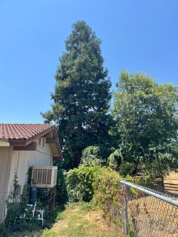 32644 Quail Lane, Yokuts Valley, CA 93675