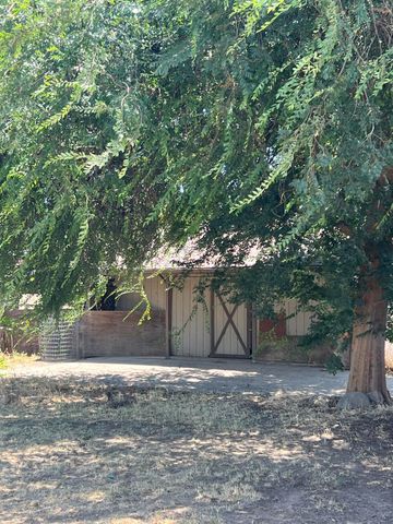 32644 Quail Lane, Yokuts Valley, CA 93675
