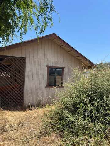 32644 Quail Lane, Yokuts Valley, CA 93675