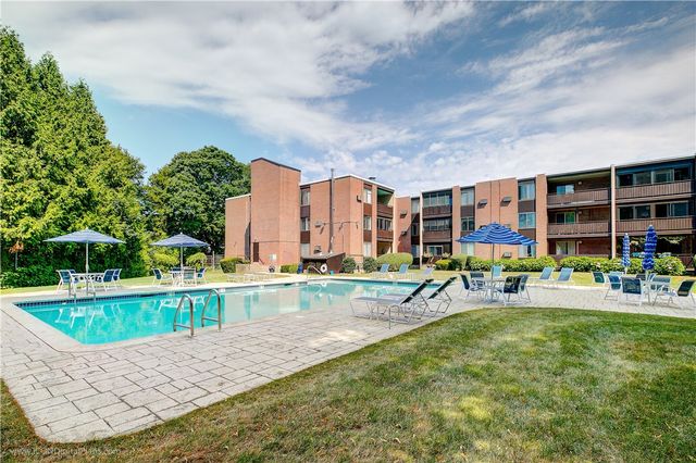 401 Bellevue Avenue 214, Newport, RI 02840