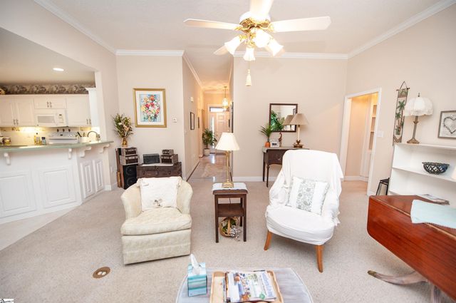 815 White Magnolia Drive, Inman, SC 29349